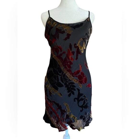 betsey johnson dresses 90s Betsey Johnson 90s Floral Dress – Sous Les Fleurs main image 0